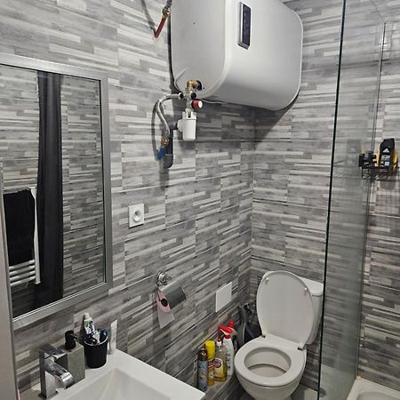 T2 Chaleureux, Calme Et Entierement Renove. Apartment Béziers Exterior foto
